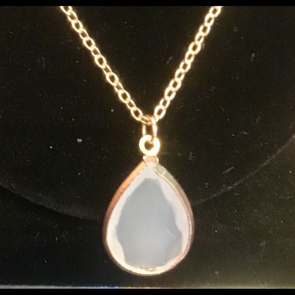 🥳SOLD! TRIPLE LAYER BOHO NECKLACE DOVE 🕊 PINK - Picture 4 of 5
